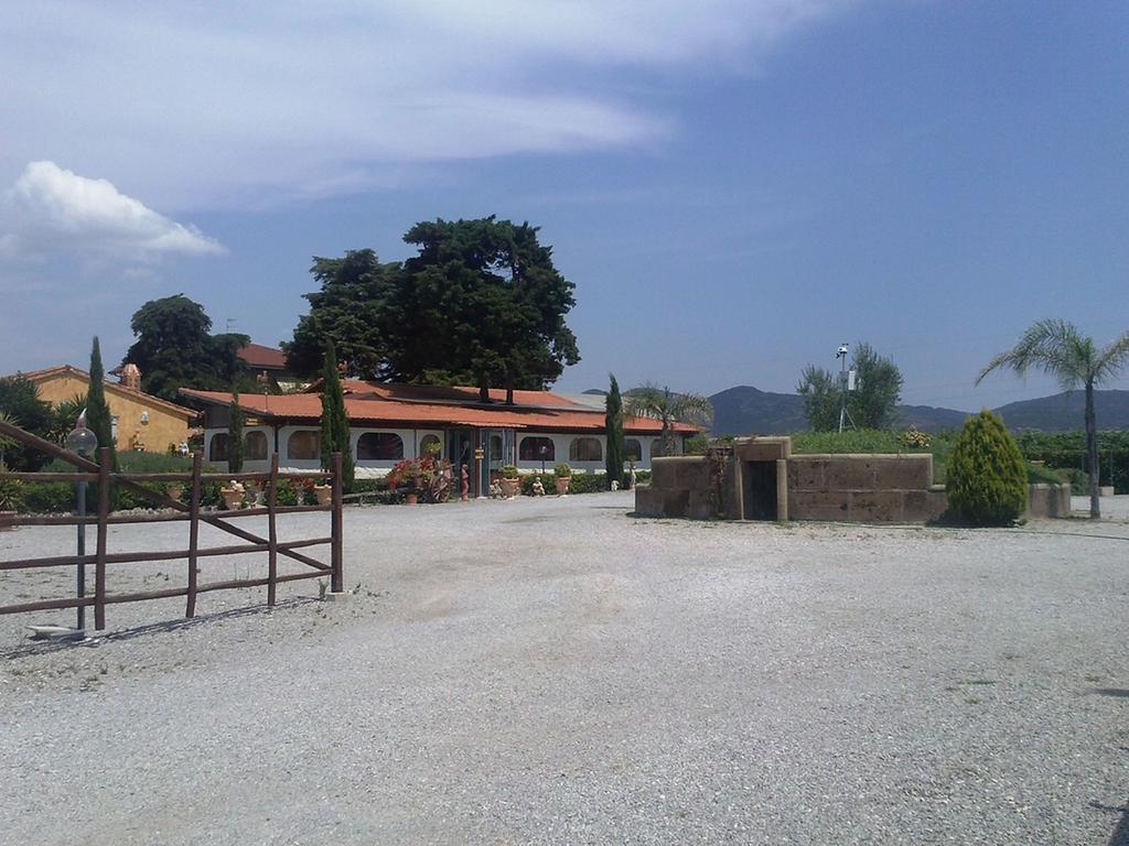 Agriturismo Borgo Dell'Aschetto Marina di Cerveteri 외부 사진